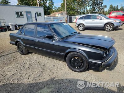 Czwarte zdjęcie samochodu z boku: 1986 BMW 325 E VIN:WBAAE5406G1690429 - miniatura