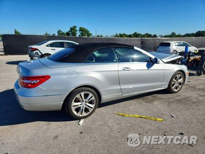 Trzecie zdjęcie samochodu z tyłu: 2011 MERCEDES-BENZ E 350 VIN:WDDKK5GF8BF050192 - miniatura