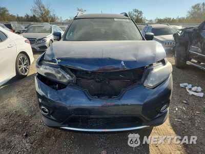 Piąte zdjęcie samochodu w środku: 2016 NISSAN ROGUE SV VIN:5N1AT2MV2GC802793 - miniatura