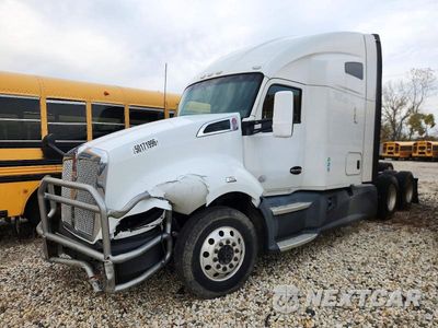 Drugie zdjęcie samochodu z przodu: 2017 KENWORTH T680 SEMI TRUCK VIN:1XKYDP9X7HJ126933 - miniatura
