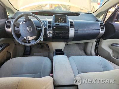 Zdjęcie 8 z 12 samochodu: 2006 TOYOTA PRIUS BASE VIN:JTDKB20U763158652 - miniatura