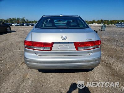 Zdjęcie 6 z 12 samochodu: 2004 HONDA ACCORD EX VIN:1HGCM56774A036658 - miniatura