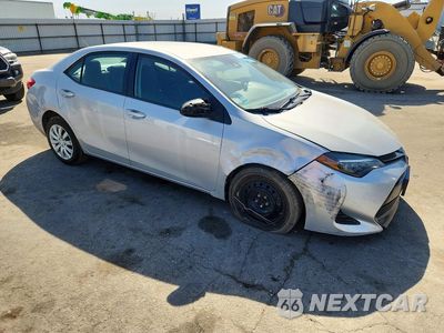 Czwarte zdjęcie samochodu z boku: 2018 TOYOTA COROLLA LE VIN:2T1BURHE2JC052030 - miniatura