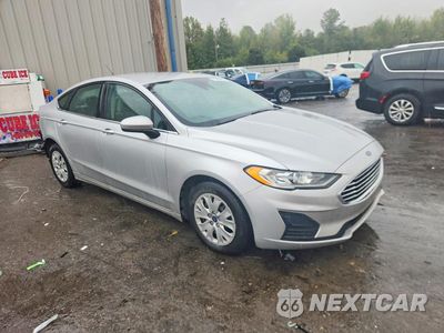 Czwarte zdjęcie samochodu z boku: 2019 FORD FUSION S VIN:3FA6P0G72KR267321 - miniatura