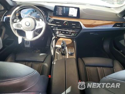Zdjęcie 8 z 12 samochodu: 2019 BMW 540 VIN:WBAJE5C53KWW34300 - miniatura