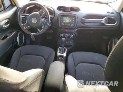 Zdjęcie 8 z 14 samochodu: 2016 JEEP RENEGADE LATITUDE VIN:ZACCJABT6GPC46661 - miniatura