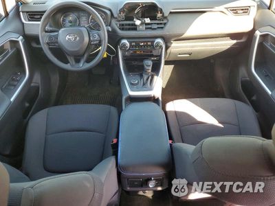 Zdjęcie 8 z 14 samochodu: 2021 TOYOTA RAV4 LE VIN:JTMM6RFV1MD036060 - miniatura