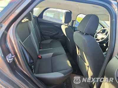 Zdjęcie 10 z 12 samochodu: 2012 FORD FOCUS SE VIN:1FAHP3F22CL448466 - miniatura
