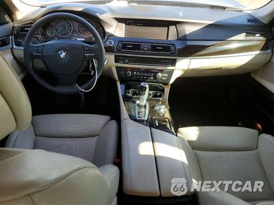 Zdjęcie 8 z 12 samochodu: 2012 BMW 550 XI VIN:WBAFU9C54CDW93613 - miniatura