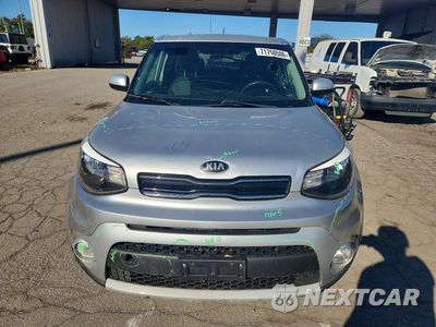 Piąte zdjęcie samochodu w środku: 2019 KIA SOUL + VIN:KNDJP3A50K7011098 - miniatura