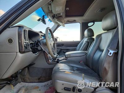 Zdjęcie 7 z 12 samochodu: 2003 GMC YUKON DENALI VIN:1GKEK63UX3J316171 - miniatura
