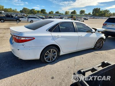 Trzecie zdjęcie samochodu z tyłu: 2017 TOYOTA CAMRY SE VIN:4T1BF1FK6HU728153 - miniatura