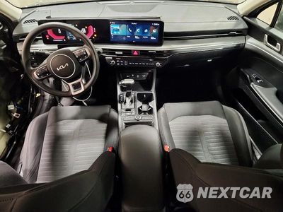 Zdjęcie 8 z 13 samochodu: 2025 KIA K5 LXS VIN:KNAG24J79S5320710 - miniatura