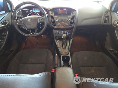 Zdjęcie 8 z 12 samochodu: 2017 FORD FOCUS SE VIN:1FADP3F20HL210850 - miniatura