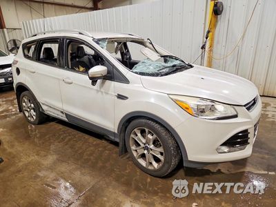 Czwarte zdjęcie samochodu z boku: 2014 FORD ESCAPE TITANIUM VIN:1FMCU9J96EUB90773 - miniatura