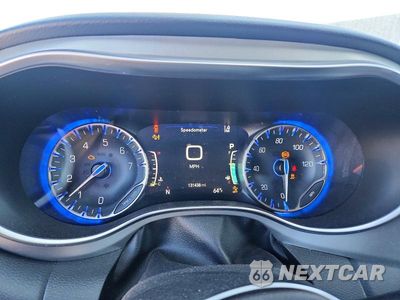 Zdjęcie 9 z 12 samochodu: 2019 CHRYSLER PACIFICA TOURING L VIN:2C4RC1BG0KR548538 - miniatura