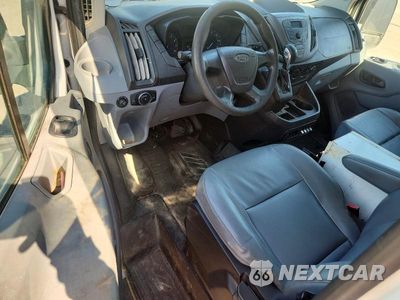Zdjęcie 8 z 14 samochodu: 2017 FORD TRANSIT T-150 VIN:1FTYE1ZM5HKA69377 - miniatura