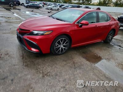 2021 TOYOTA CAMRY SE 4T1G11AK1MU427666 - główne zdjęcie licytacji z USA - miniatura