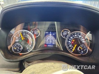 Zdjęcie 9 z 12 samochodu: 2020 RAM 1500 BIG HORN/LONE STAR VIN:1C6RRFBG4LN364236 - miniatura