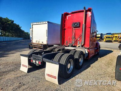 Trzecie zdjęcie samochodu z tyłu: 2020 KENWORTH T680 SEMI TRUCK VIN:1XKYD49X8LJ393134 - miniatura