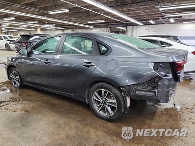 Drugie zdjęcie samochodu z przodu: 2024 KIA FORTE LXS VIN:3KPF24AD1RE774176 - miniatura