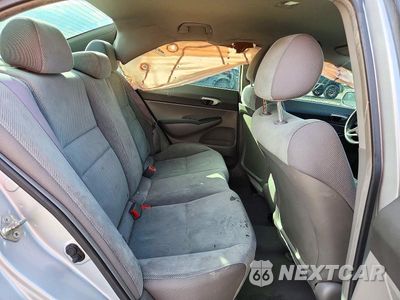 Zdjęcie 10 z 12 samochodu: 2011 HONDA CIVIC LX VIN:2HGFA1F52BH307329 - miniatura