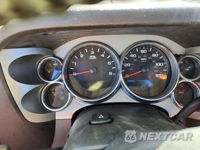 Zdjęcie 9 z 12 samochodu: 2008 GMC SIERRA C1500 VIN:2GTEC19C381101999 - miniatura