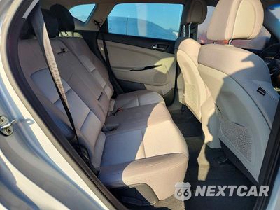 Zdjęcie 11 z 13 samochodu: 2016 HYUNDAI TUCSON SE VIN:KM8J33A47GU116793 - miniatura