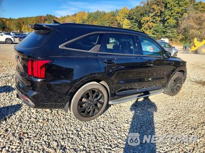 Trzecie zdjęcie samochodu z tyłu: 2022 KIA SORENTO SX PRESTIGE VIN:5XYRK4LF9NG089531 - miniatura