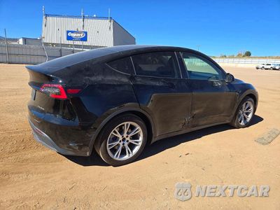 Trzecie zdjęcie samochodu z tyłu: 2020 TESLA MODEL Y VIN:5YJYGDEE7LF050863 - miniatura