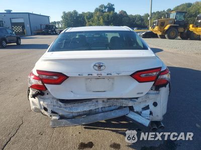 Zdjęcie 6 z 12 samochodu: 2018 TOYOTA CAMRY SE VIN:4T1B11HK4JU597337 - miniatura