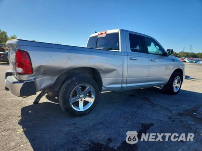 Trzecie zdjęcie samochodu z tyłu: 2018 RAM 1500 SLT VIN:1C6RR7GG1JS249445 - miniatura