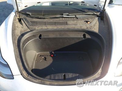 Zdjęcie 11 z 12 samochodu: 2020 TESLA MODEL 3 VIN:5YJ3E1EAXLF599095 - miniatura