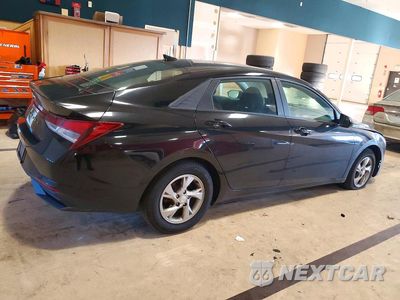 Trzecie zdjęcie samochodu z tyłu: 2021 HYUNDAI ELANTRA SE VIN:KMHLL4AGXMU160713 - miniatura