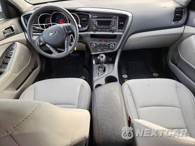 Zdjęcie 8 z 12 samochodu: 2013 KIA OPTIMA LX VIN:5XXGM4A70DG232303 - miniatura