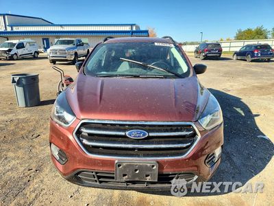 Piąte zdjęcie samochodu w środku: 2018 FORD ESCAPE SE VIN:1FMCU9GD8JUB21606 - miniatura