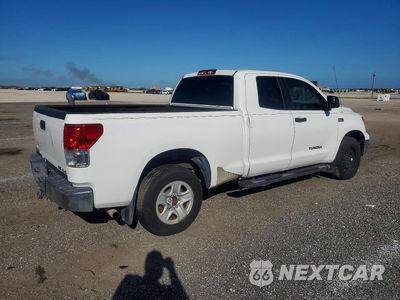 Trzecie zdjęcie samochodu z tyłu: 2013 TOYOTA TUNDRA DOUBLE CAB SR5 VIN:5TFUW5F12DX297198 - miniatura