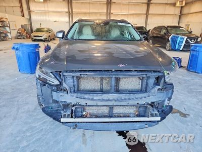 Piąte zdjęcie samochodu w środku: 2017 VOLVO V90 CROSS COUNTRY T6 INSCRIPTION VIN:YV4A22NL7H1001873 - miniatura