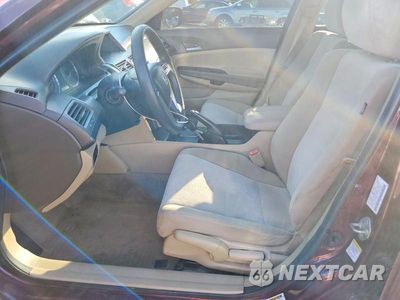 Zdjęcie 7 z 12 samochodu: 2010 HONDA ACCORD LX VIN:1HGCP2F34AA065324 - miniatura