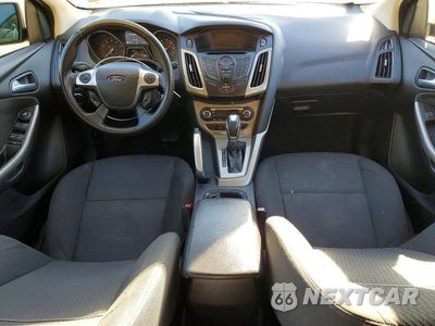 Zdjęcie 8 z 13 samochodu: 2012 FORD FOCUS SEL VIN:1FAHP3M22CL196124 - miniatura