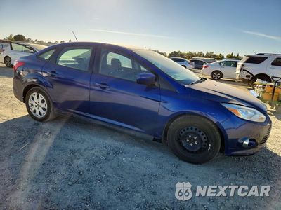 Czwarte zdjęcie samochodu z boku: 2012 FORD FOCUS SE VIN:1FAHP3F24CL452843 - miniatura