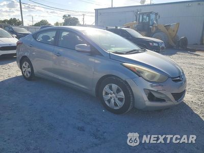 Czwarte zdjęcie samochodu z boku: 2016 HYUNDAI ELANTRA SE VIN:5NPDH4AE5GH706616 - miniatura