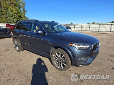 Czwarte zdjęcie samochodu z boku: 2018 VOLVO XC90 T6 VIN:YV4A22PK1J1208608 - miniatura