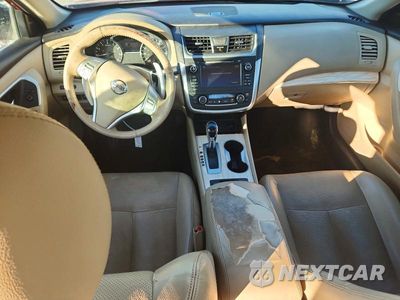 Zdjęcie 8 z 12 samochodu: 2016 NISSAN ALTIMA 3.5 SL VIN:1N4BL3AP3GC146646 - miniatura
