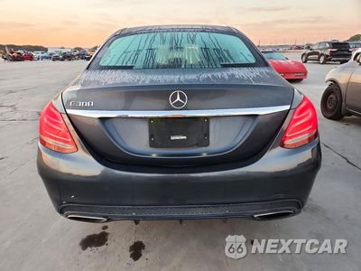 Zdjęcie 6 z 12 samochodu: 2016 MERCEDES-BENZ C 300 VIN:55SWF4JB2GU106251 - miniatura