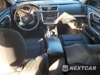 Zdjęcie 8 z 12 samochodu: 2016 NISSAN ALTIMA 2.5 SV VIN:1N4AL3AP4GC175214 - miniatura