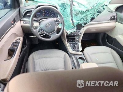 Zdjęcie 8 z 13 samochodu: 2018 HYUNDAI ELANTRA SE VIN:5NPD74LF9JH281921 - miniatura