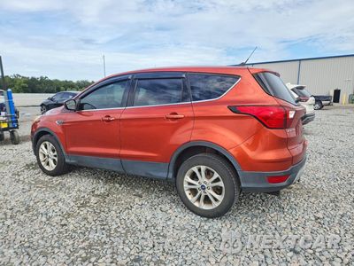 Drugie zdjęcie samochodu z przodu: 2019 FORD ESCAPE SE VIN:1FMCU0GD2KUA15990 - miniatura