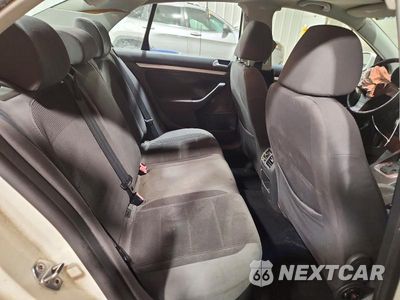 Zdjęcie 10 z 13 samochodu: 2008 VOLKSWAGEN JETTA S VIN:3VWJZ71KX8M158340 - miniatura