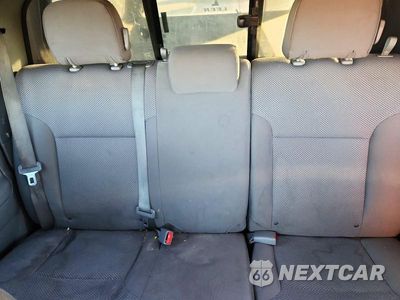 Zdjęcie 10 z 13 samochodu: 2014 TOYOTA TACOMA V6 VIN:3TMLU4EN7EM159745 - miniatura